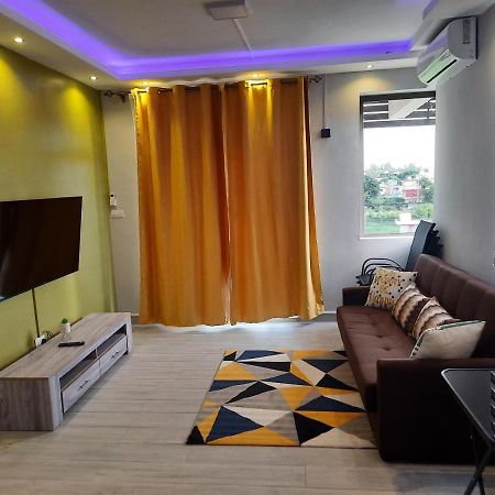 Nivi Cosy Appartment Flic en Flac Exterior photo