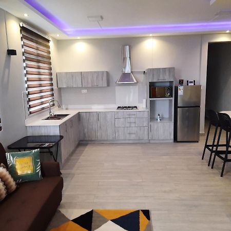 Nivi Cosy Appartment Flic en Flac Exterior photo