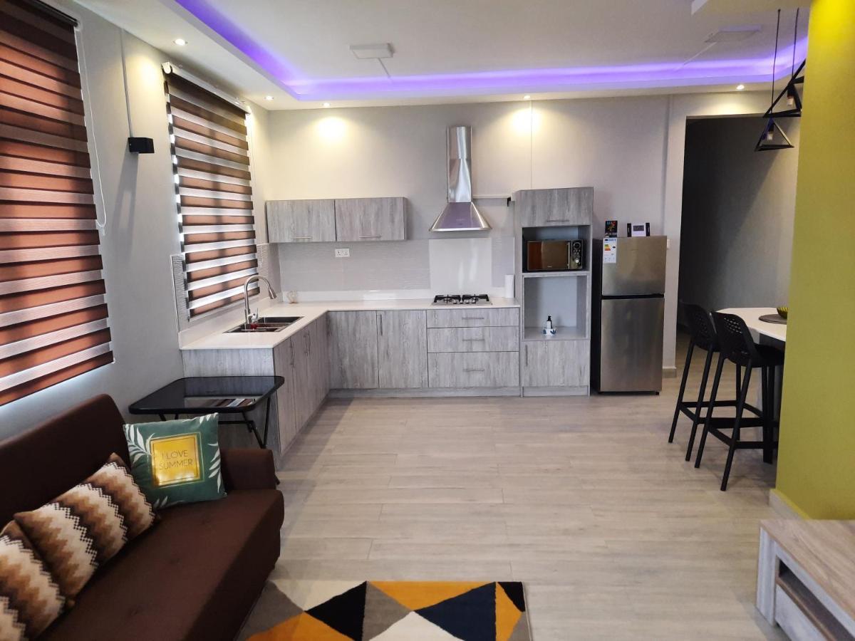 Nivi Cosy Appartment Flic en Flac Exterior photo